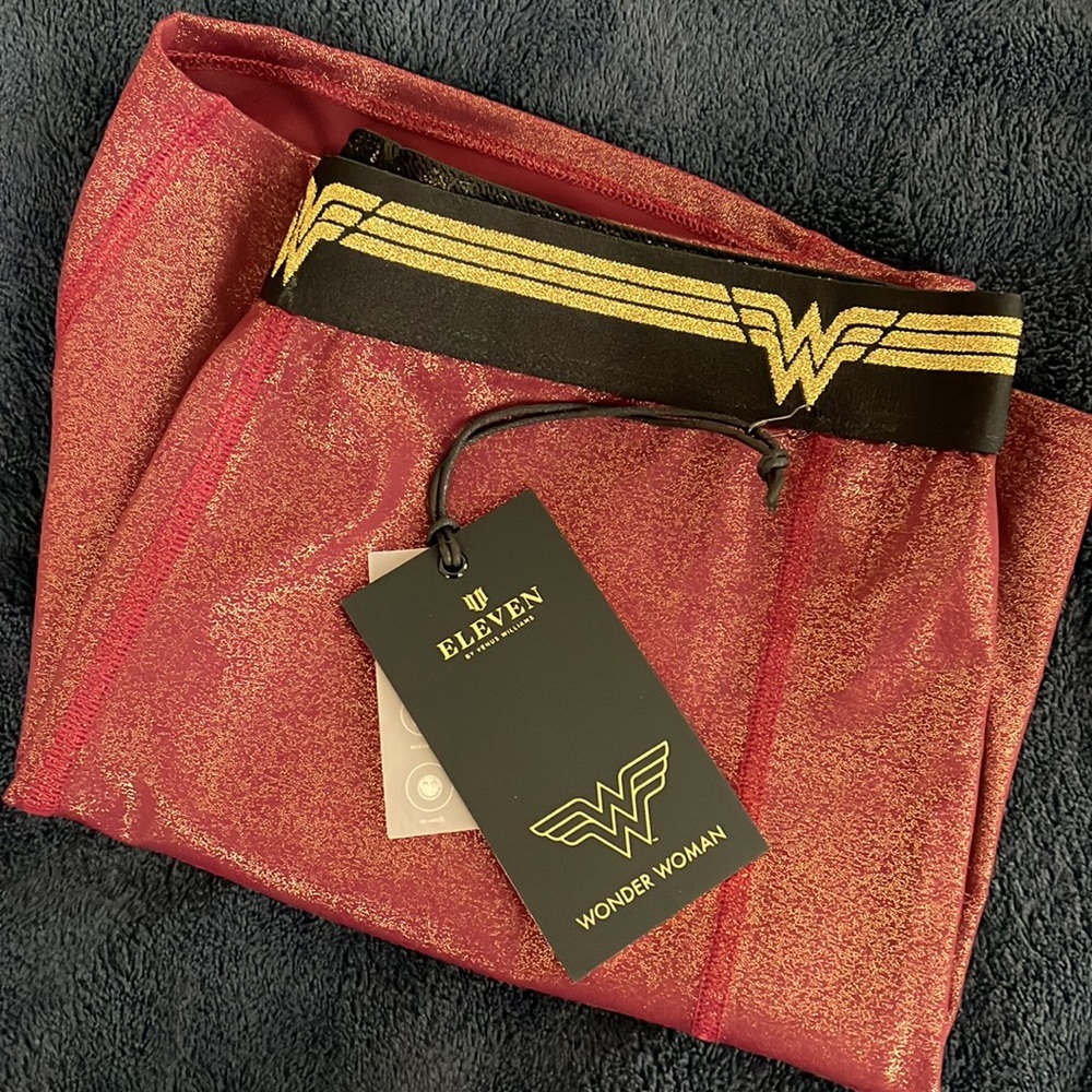 EleVen by Venus Williams red Wonder Woman bike Shorts tennis large Discontinued - Picture 12 of 12